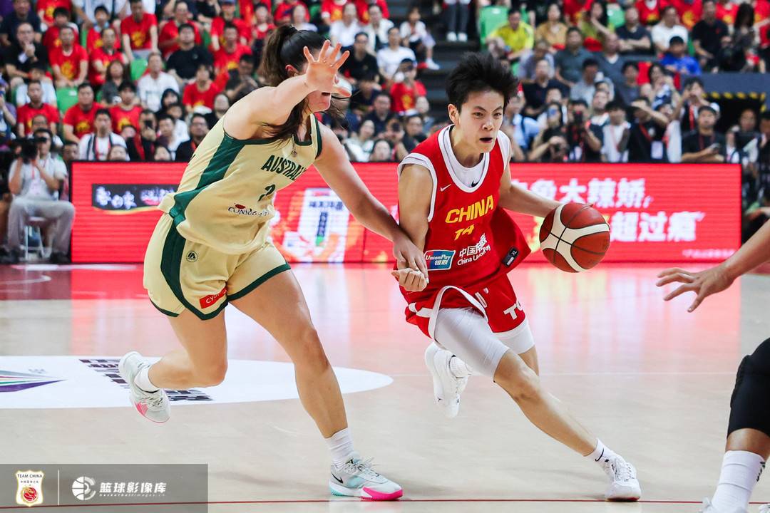 中國女籃熱身賽73比69擊敗澳大利亞