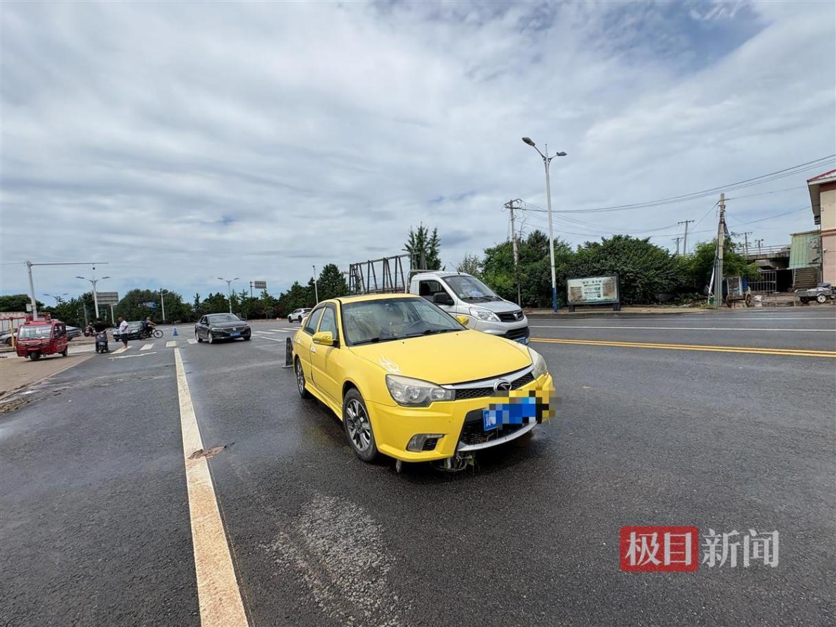 密云特大暴雨受災村民:開門被水沖跑