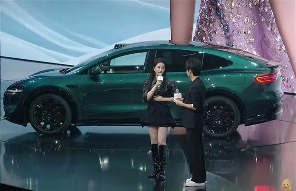 劉亦菲曬38歲生日照