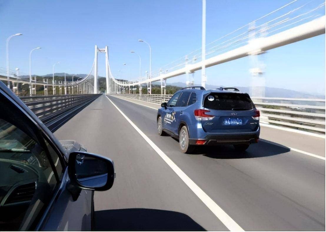 跑了20年高速才明白,SUV和轎車的差距,哪是空間就能輕易彌補(bǔ)的