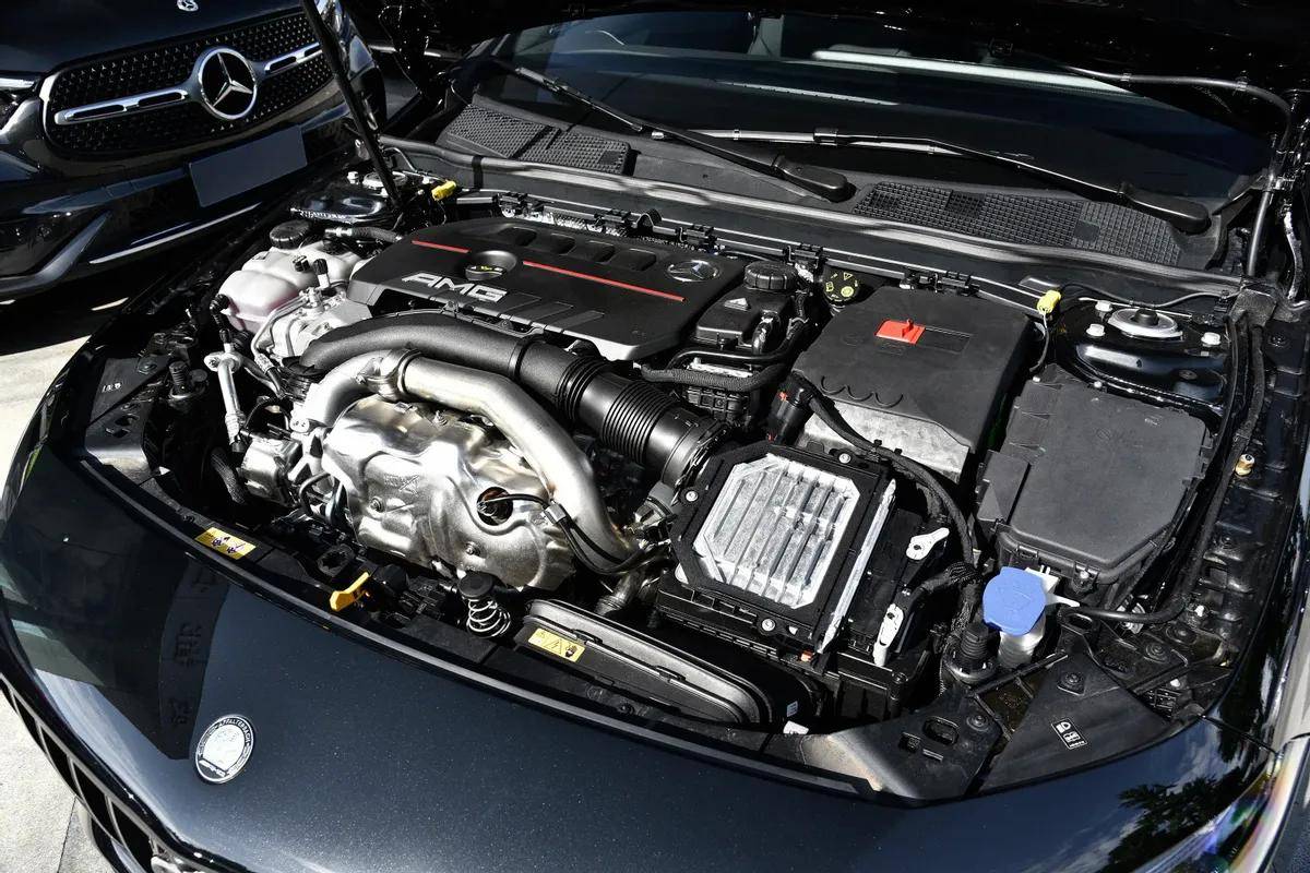 新款梅賽德斯AMG A35/45上市,售40.51萬起,配置有調整